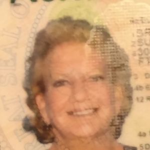 Meet your Posher, Suzanne